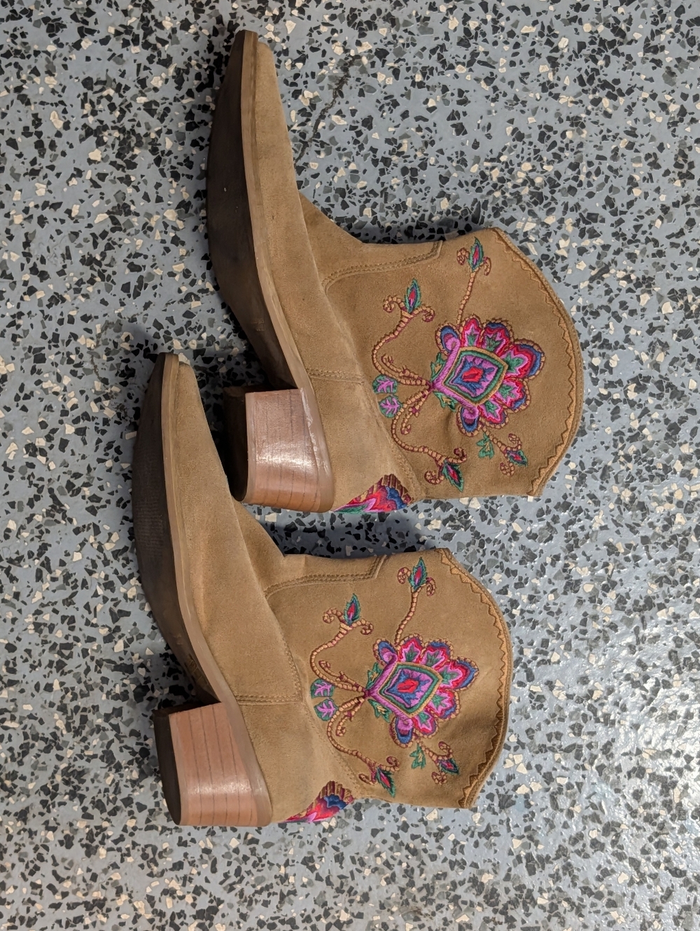 Farm Rio Marsala Boho Embroidered Ankle Western Leather Short Cowboy Boot Size 8 - Picture 5 of 11